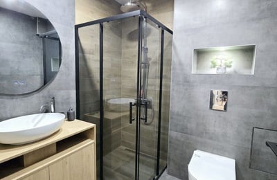 Аренда просторной 3-комнатной квартиры, район Бриз, Варна, Болгария